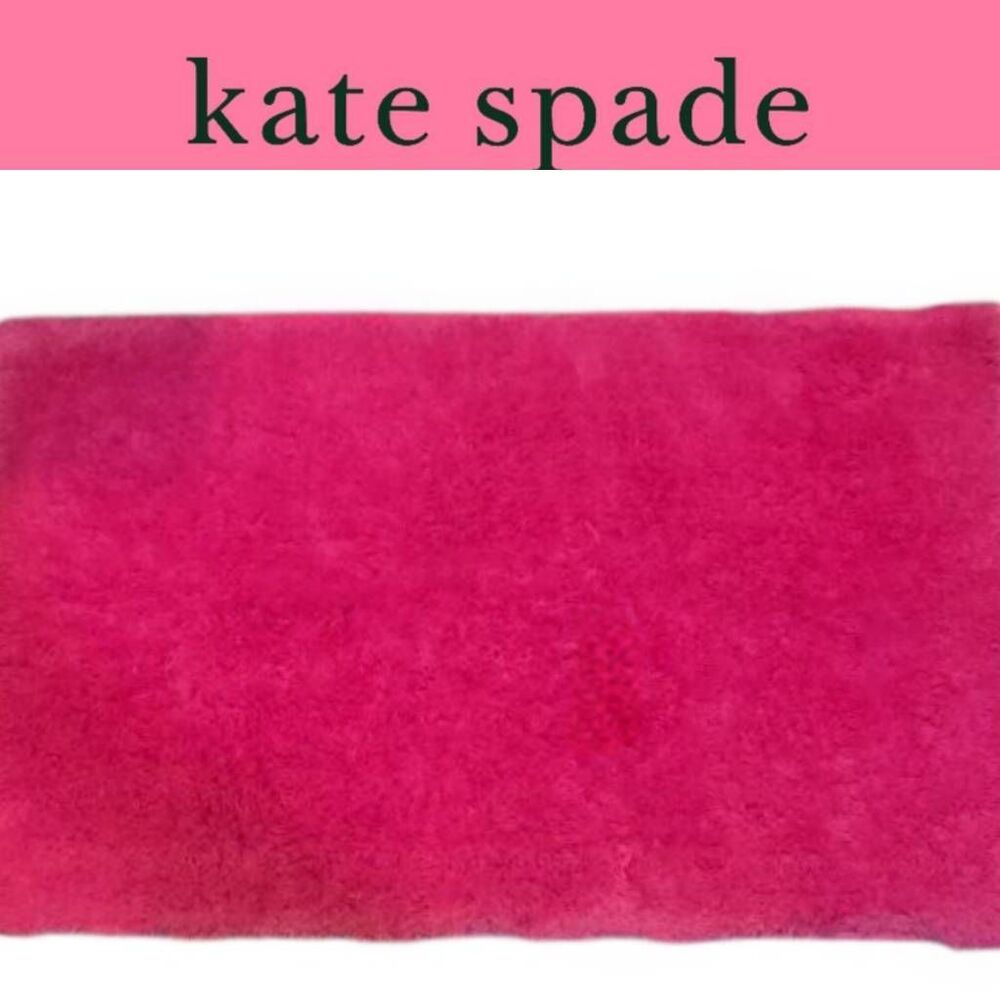 Kate Spade New York Ellington Soft Fast Drying Bath Rug- Vivid Snapdragon